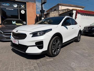 Kia XCeed 1.6 CRDi 136 CV DCT Evolution TETTO/FULL