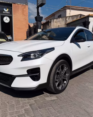 Kia XCeed 1.6 CRDi 136 CV DCT Evolution TETTO/FULL