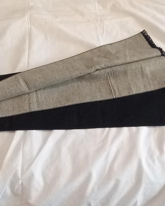 Sciarpa bicolore elegante