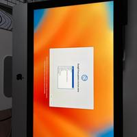 Apple IMac 21.5 (2017) con accessori non originali