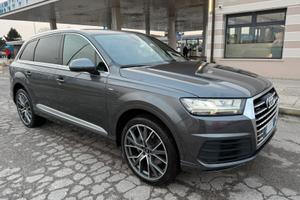AUDI Q7 S-line 3.0 231 cv. 4x4 7 posti 2018