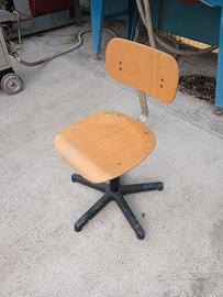 Sedie in legno girevole