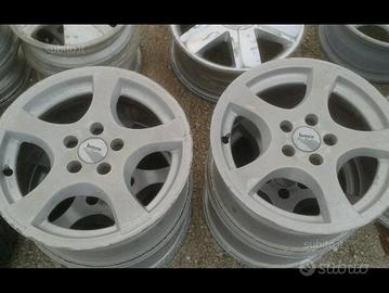 Cerchi w golf 4 uno storto