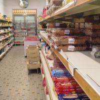 Vendita attrezzatura negozio alimentari