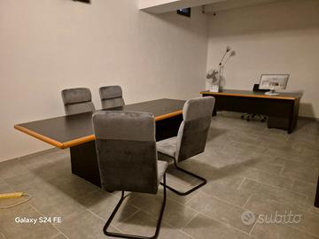 Locale al piano interrato diviso in stanze