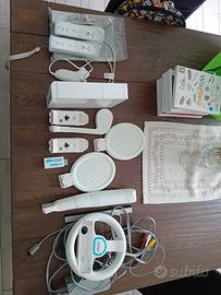 Nintendo WII con accessori e giochi