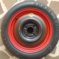 Due ruotini di scorta per auto a 40 euro cadauno.