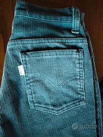 jeans Levi's uomo in velluto a coste fini 