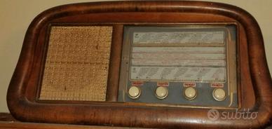 Radio d'epoca a valvole