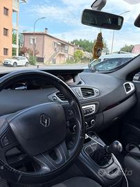 Renault scenic 2013