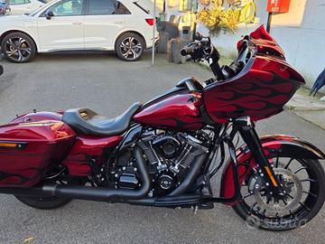 HARLEY-DAVIDSON FLTRXS Road Glide 107 hard candy