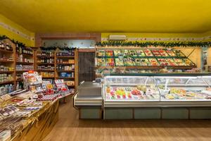 NEGOZIO A OSIO SOTTO