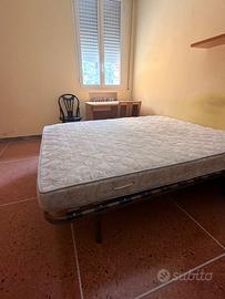 Letto matrimoniale e materasso matrimoniale