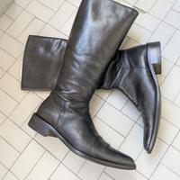 stivali in pelle neri