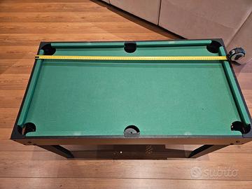 Calcetto calcio balilla biliardo hockey