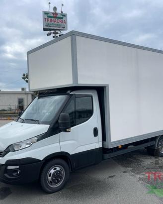 IVECO Daily 35C14 FURGONE in Playwood
