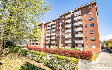 MERAVIGLIOSO TRE LOCALI IN CENTRO MONZA