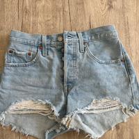 SHORTS LEVIS