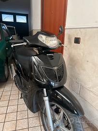 Sh 125 FMI