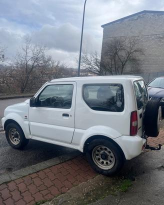 Suzuki Jimny 1.5 DDiS cat 4WD