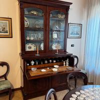 Set tavolo primi novecento e vetrina con ribalta