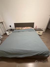 Letto matrimoniale contenitore e due comodini