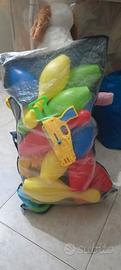 giocattoli birilli bowling e peluche 