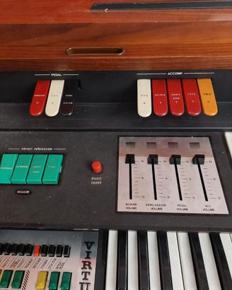 tastiera vintage italiana electronic intruments