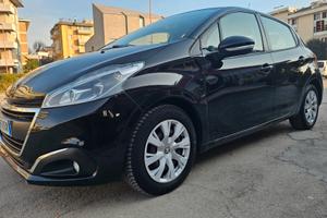 Peugeot 208 BlueHDi 75 5 porte Allure