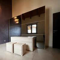 Camera da letto moderna - Armadio+ comò + comodini