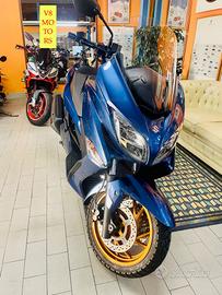 Suzuki Burgman 400 cerchi oro