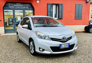 Toyota Yaris 1.4 D-4D 5 porte Lounge