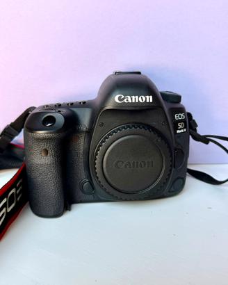 Canon EOS 5D Mark IV
