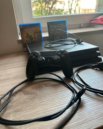 Playstation 4 pro + controller + 2 giochi