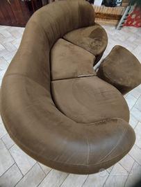 Divano in alcantara con isola