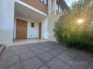 3 LOCALI A COMACCHIO