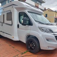 Camper semintegrale Etrusco T7300 SB