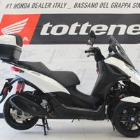 PIAGGIO MP3 300 HPE ABS UNICO PROPRIETARIO KM 1404