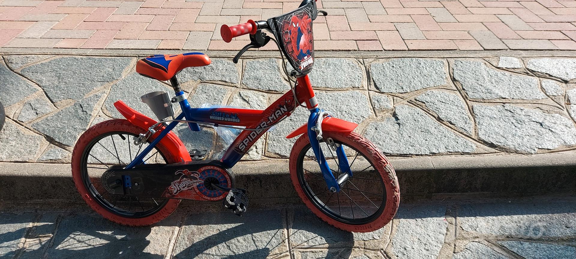 Bicicletta bambino Spiderman 16 con rotelle - Biciclette In vendita a  Torino