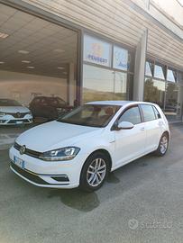 Volkswagen Golf 7.5 TGI