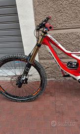 specialized demo 8 2014 red&white costum