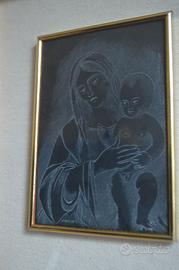 Madonna con bambino su pietra di Vinicio Stocco.