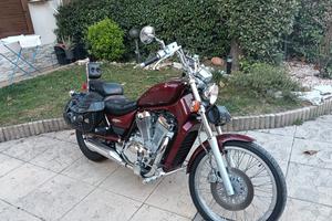 Suzuki Intruder 800