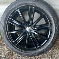 Cerchi in lega da 18”