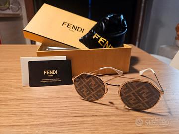 Fendi
Occhiali da sole FF M0021/S Oro