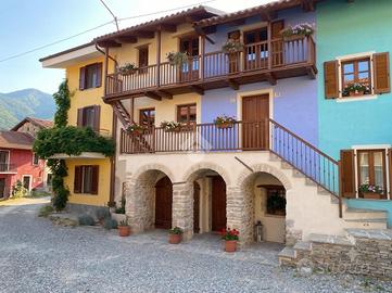 CASA DI CORTE A CUMIANA