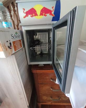 frigobar RedBull