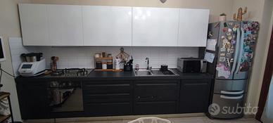 Cucina G&D con elettrodomestici