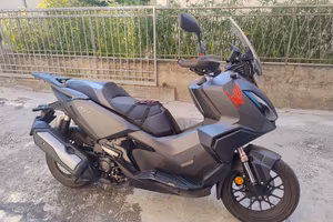 Honda ADV 350. 