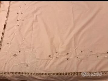 Testiera copriguanciali Anni ’20 ricamata a mano